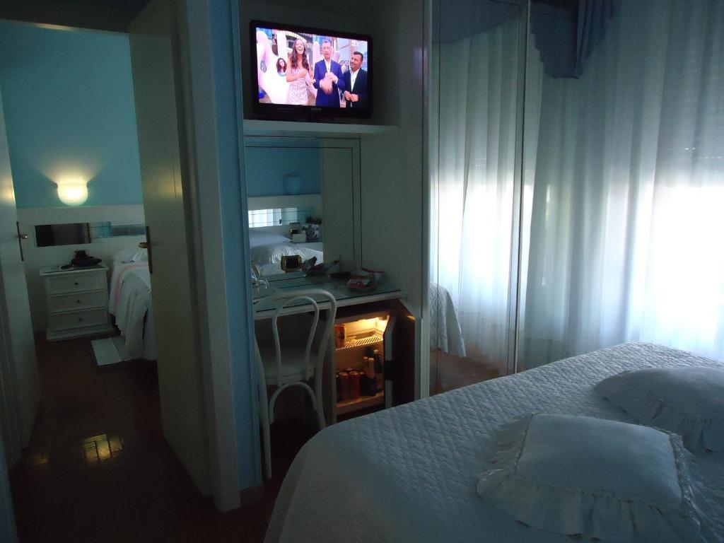 Hotel Matilde Marina di Massa Ruang foto