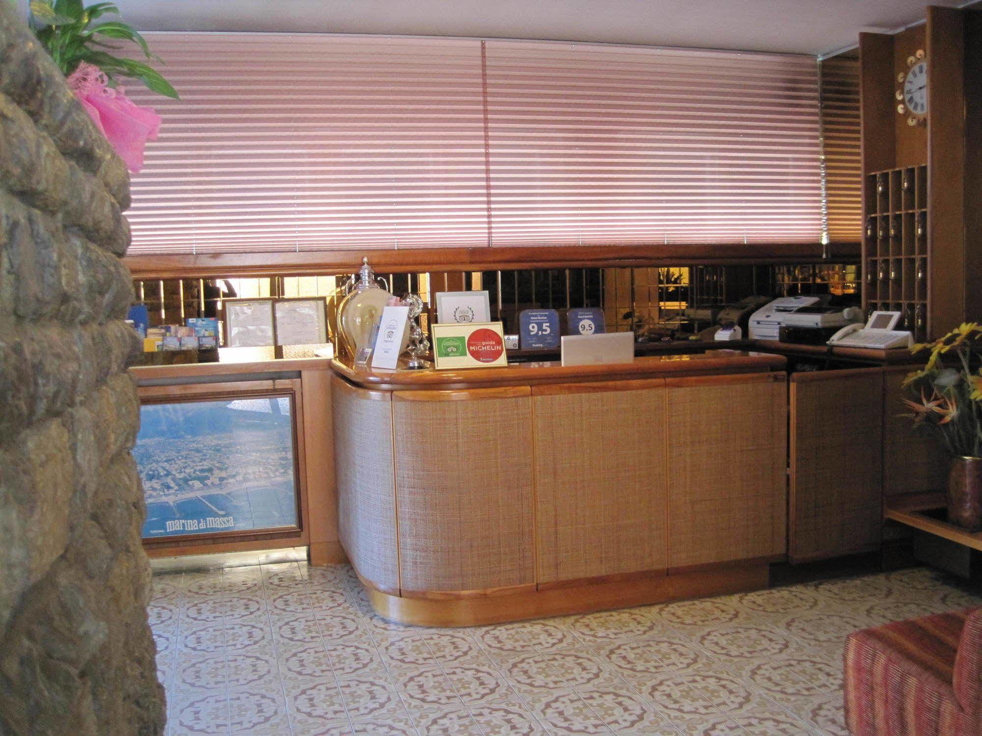 Hotel Matilde Marina di Massa Bagian luar foto